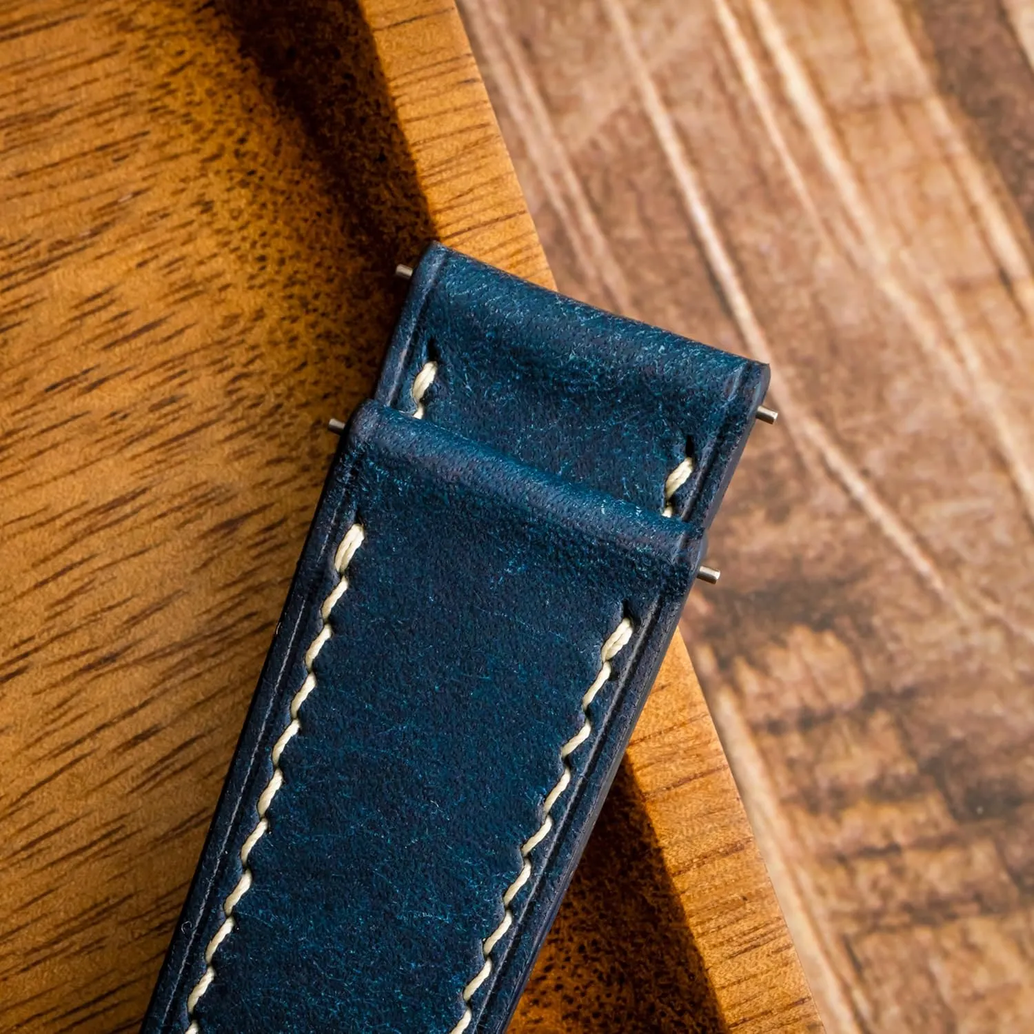 | 18mm, 19mm, clock 20mm, 21mm, 22mm Pueblo Leather Watch Band | Handmade, Quick Release | Premium Full Grain Veg-Tanned Leather | Men & Women 
