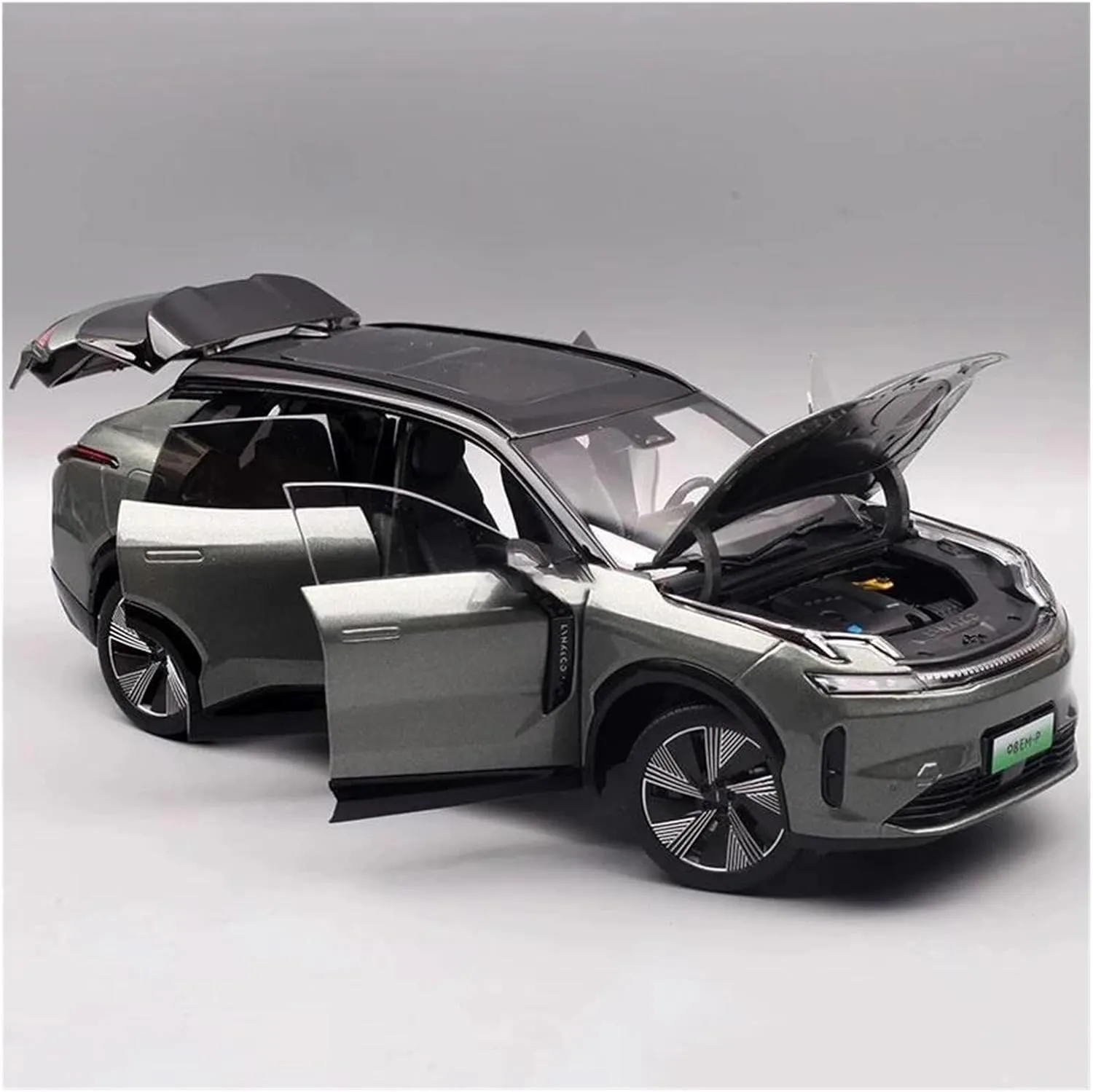 08em-p New Energy SUV Alloy Car Model calendar Collection Boy Hobby Exquisite Ornament Display Die Cast Vehicles(Green) Metal Car Model 1:18 for Lynk Co 