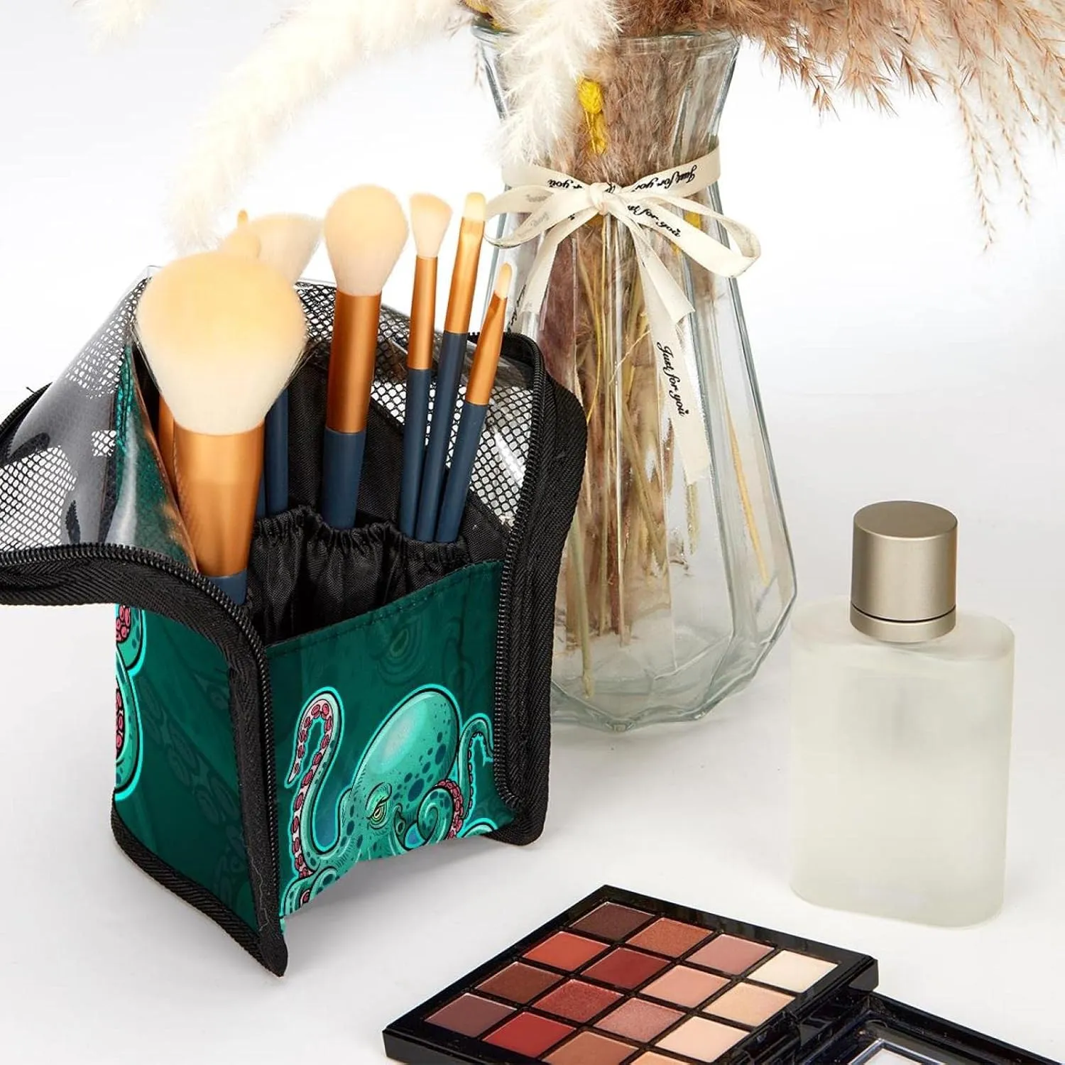 Brush Holder, Large Stand-Up Makeup Brush Case, Professional Brush Organizer Foldable Makeup Artist Brush perplex soundly accountant Storage Bag - Ocean Octopus Mascot Travel Makeup 