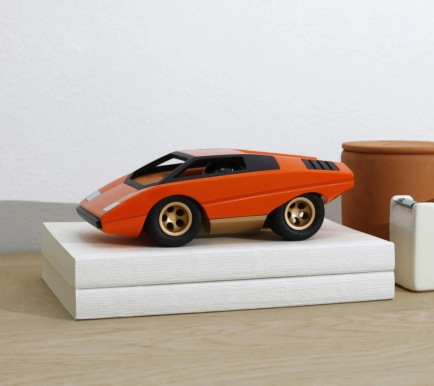 Car UFO BRUTO Orange
