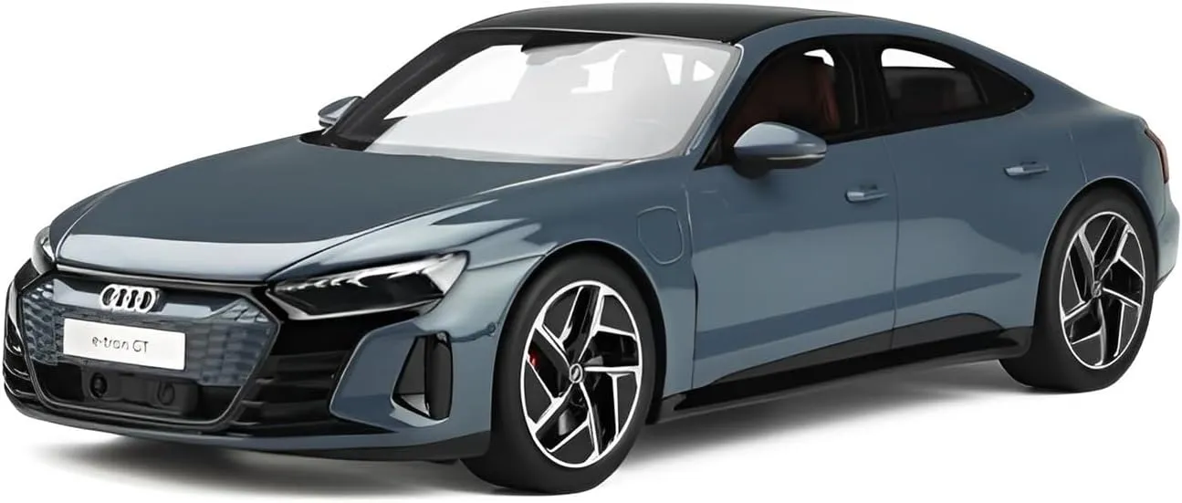 Deluxe Gift Resin Car Vehicle Model Fit for Audi E-TRON GT 2021 1 18 Alloy Car Model Limited Edition pond install Miniature Vehicle Collection Festive 