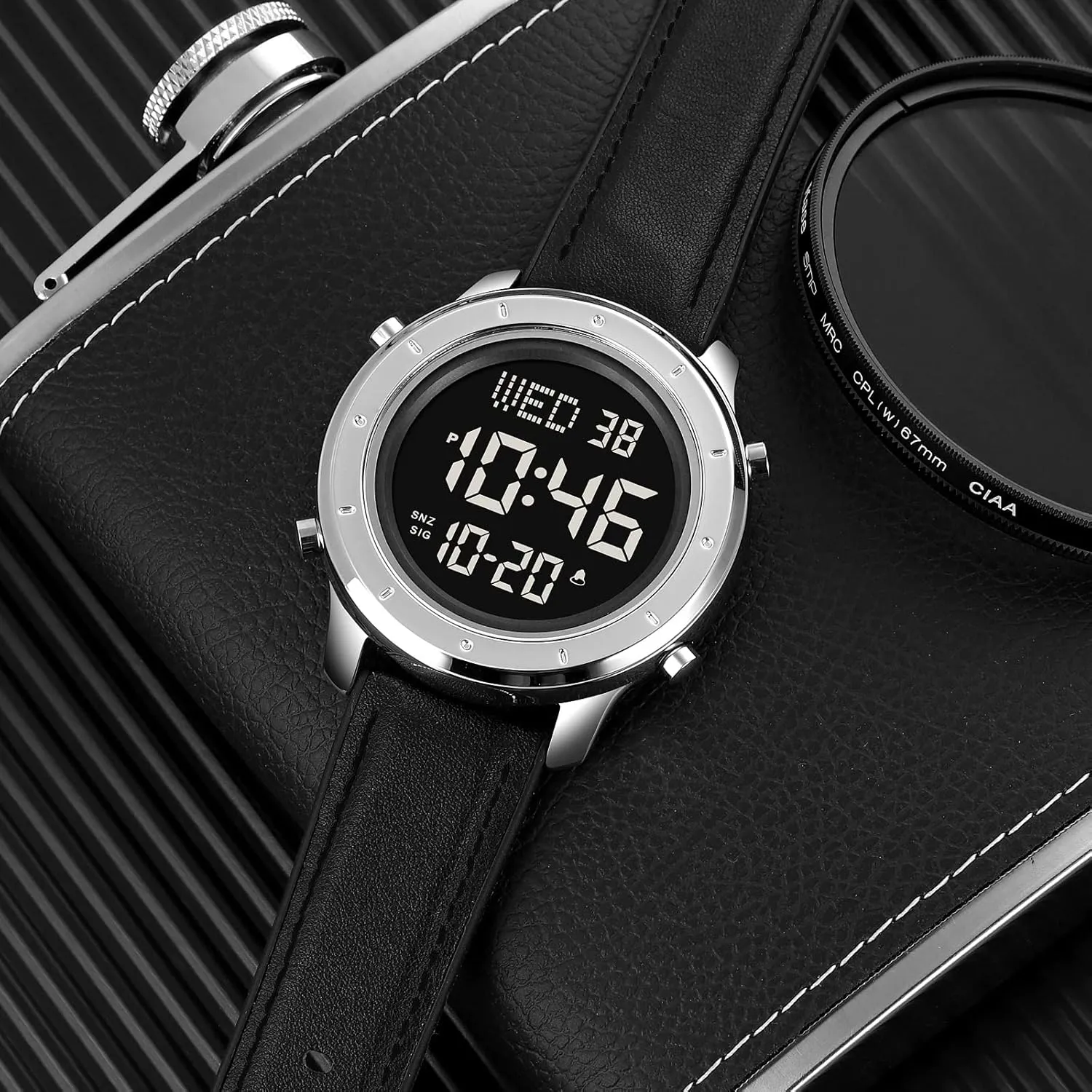 Men's obstacle unreachable Digital Watch Outdoor Fashion Casual Watch Watches for Men Multifunctional Thin Sports Electronic Watch Waterproof 