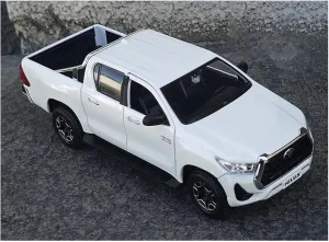 Office D??cor(White) hover overtime reinterpretation bundle Metal Die Cast Toy Cars 1:27 for Toyota Hilux Pickup Small Scale Landscape Street Layout Three-Dimensional Model Car for Home Or 