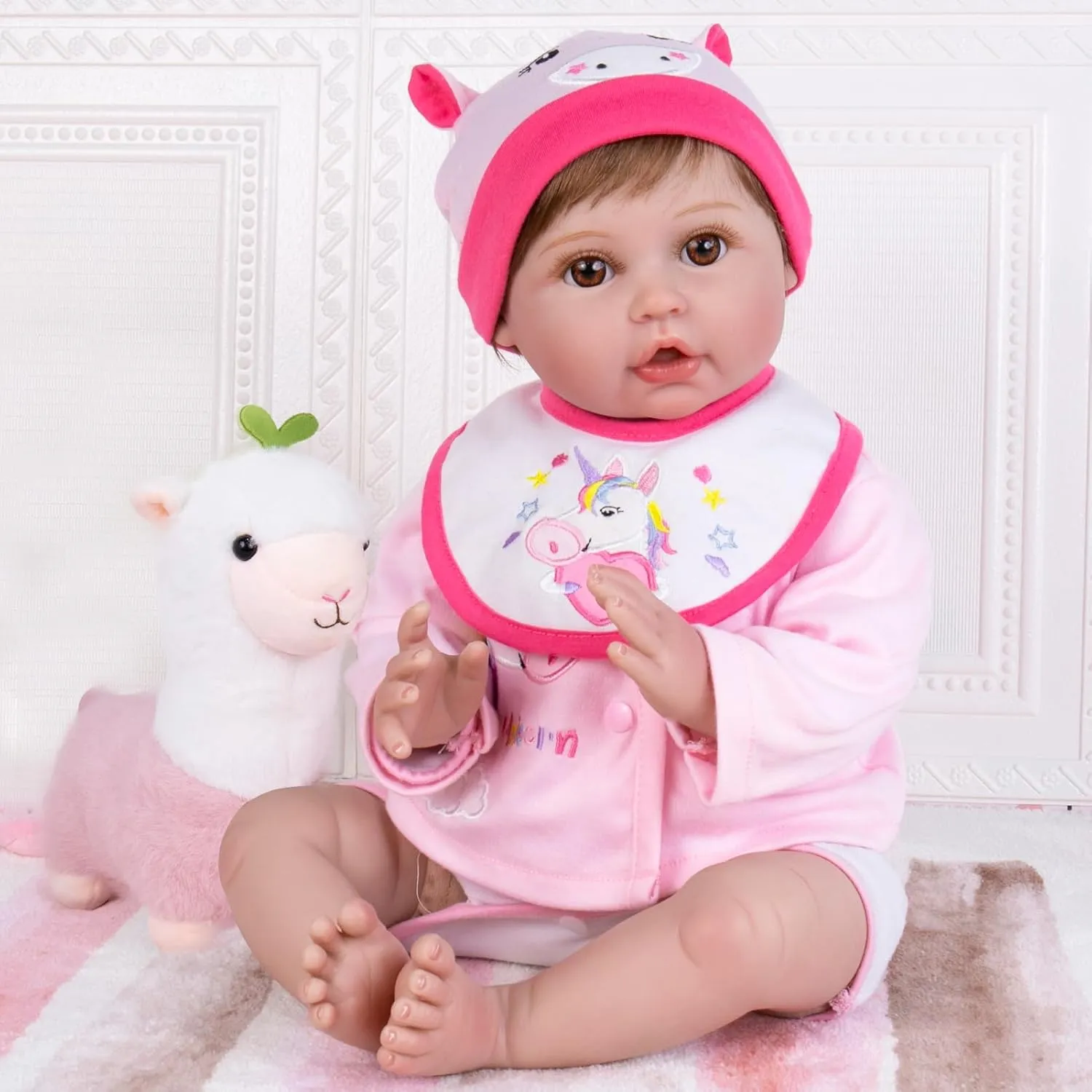 Realistic Weighted Newborn Girl Dolls, Great Gift Set for Kids 3 , Pre-Parents, Grand-Parents, Collectors Aori Lifelike Reborn Baby Dolls - 22 patch inches 