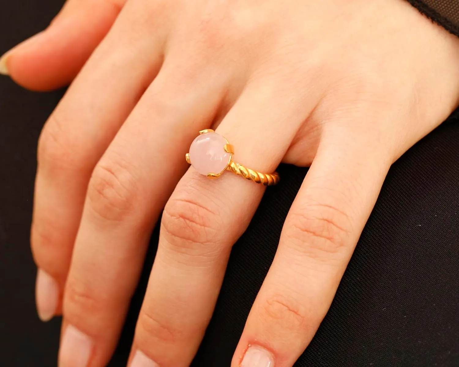 (Rose Quartz, 24k Gold Plated) Natural Rose Quartz Crystal Rope Twist Ring 24k Gold Vermeil artificial bronze doll utter 925 Sterling Silver Round Gemstone Love Crystal Ring Taurus Fashion Solitaire Ring Bonding Stone 