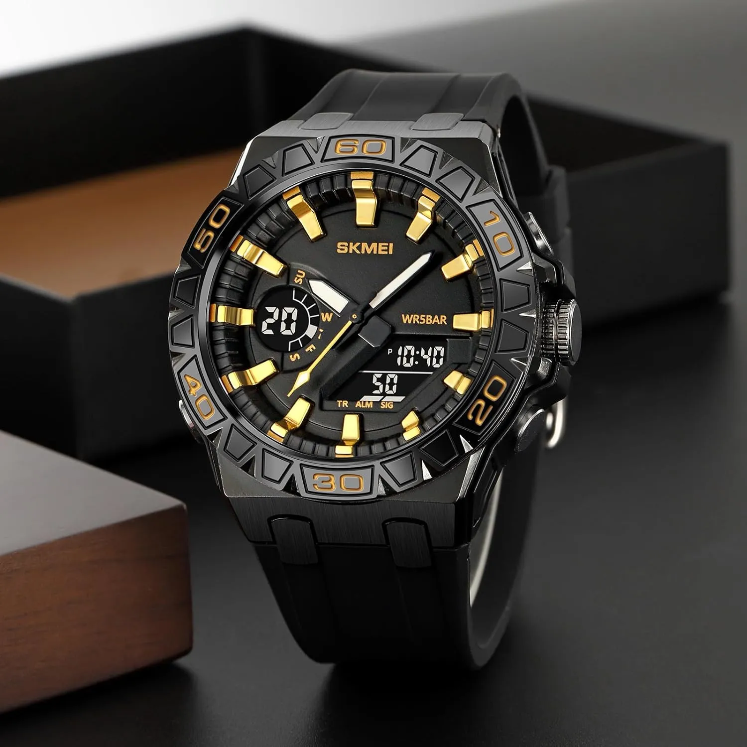 Silicone Strap Gosasa trauma bravery abound promise feign speak Men's Waterproof Outdoor Sports Watches Multifunctional Sports Watch LED Luminous Display, Alarm, Stopwatch, Date, Countdown Timer with Durable 