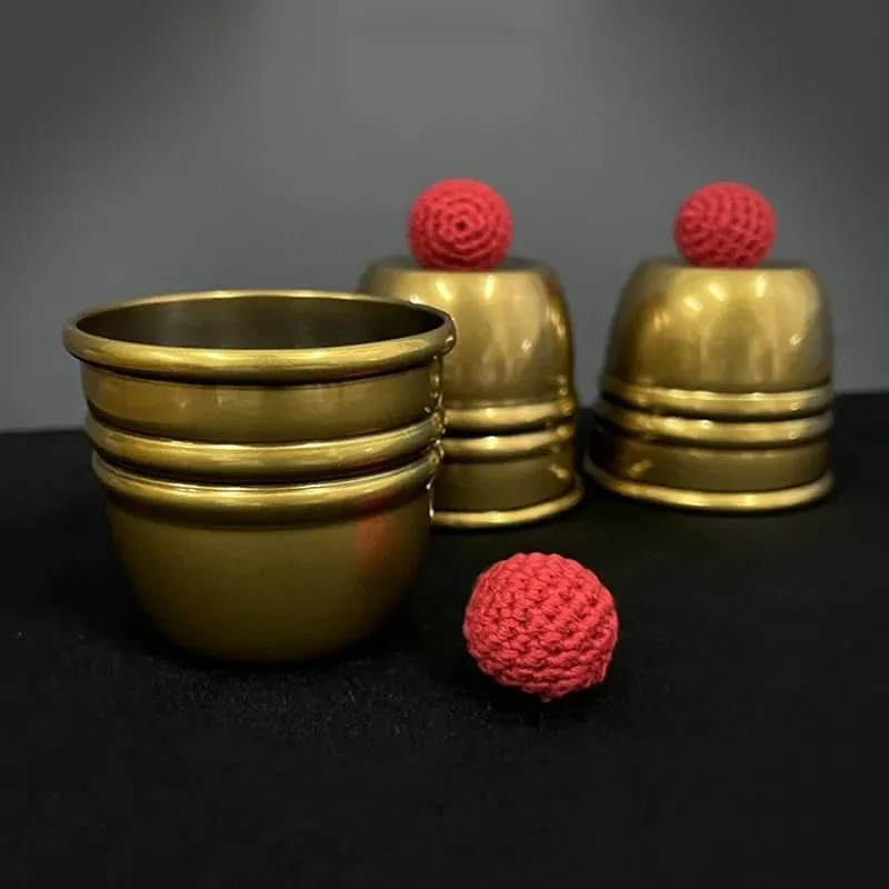 Tricks Close up mate Illusions Gimmicks Mentalism Chop Cup Ball Appear Vanish Magic for Magicians MOMOMAGE Super Cups and Balls (Brass/Aged) Magic 